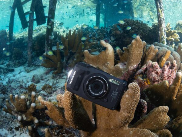 OM SYSTEM Tough TG-7 Black Underwater Camera - Image 3